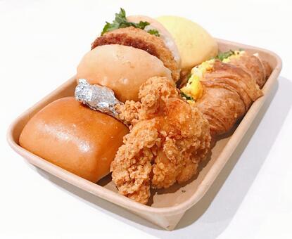 揚げ物や菓子パンなど脂質が多い食事の例